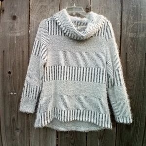 CHANCES R SWEATER TOP WOMENS SZ S STRIPED BLACK WHIT COWL NECK PULLOVER STRETCH